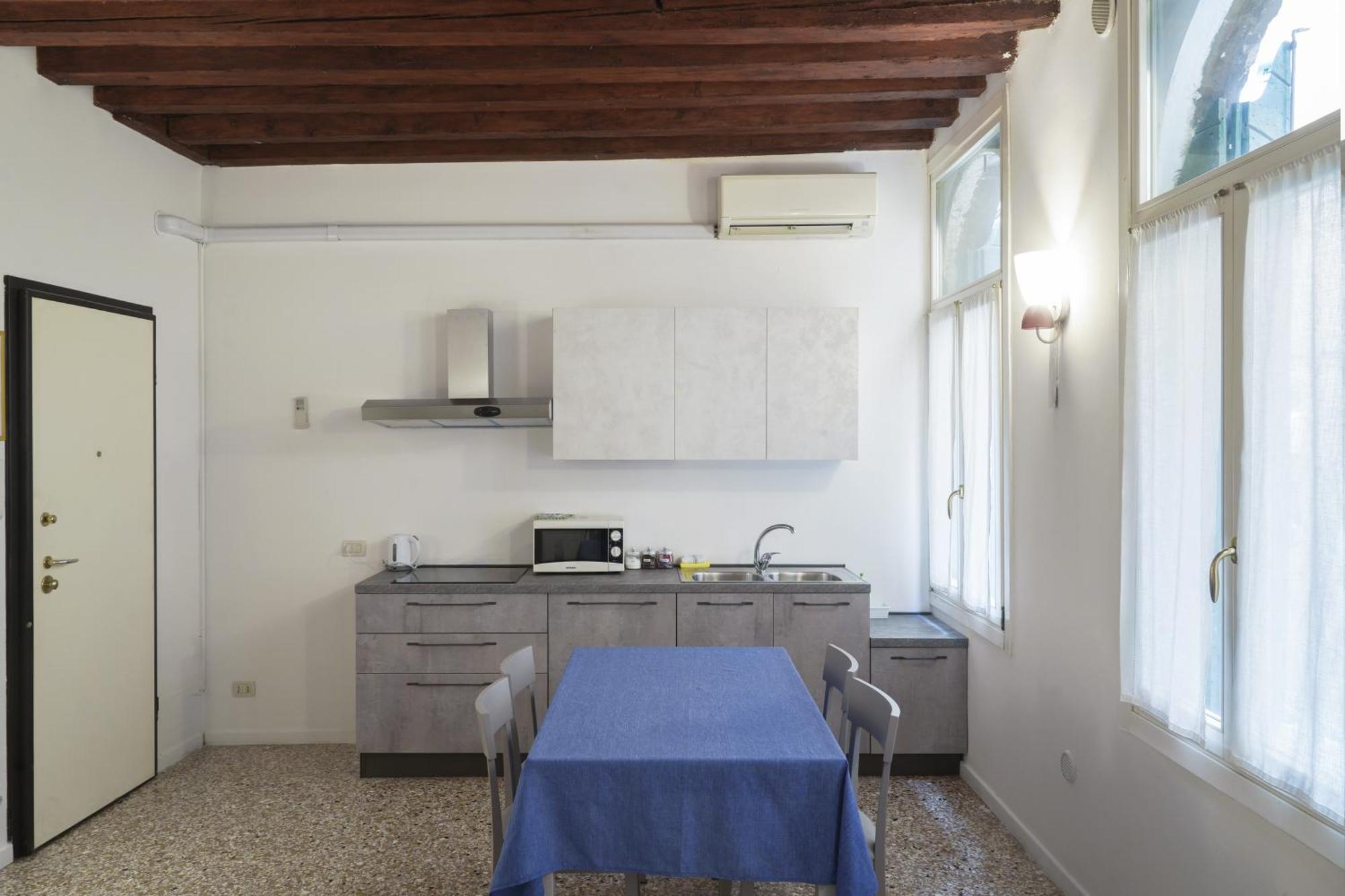 Melusina Apartments Rialto Venice Exterior photo