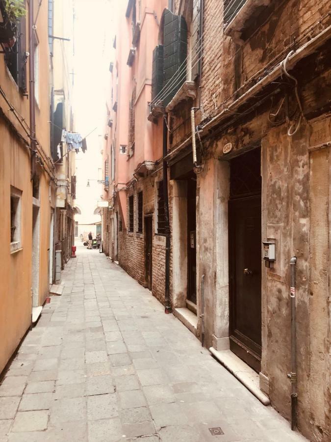 Melusina Apartments Rialto Venice Exterior photo