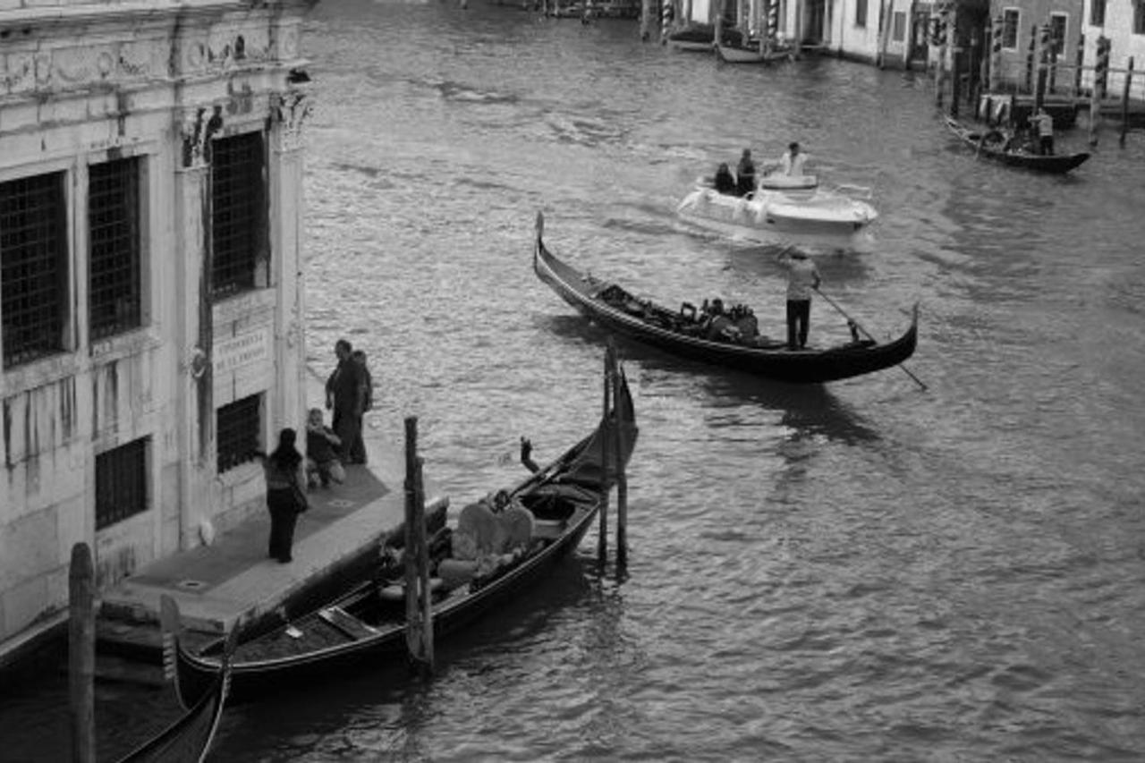 Melusina Apartments Rialto Venice Exterior photo